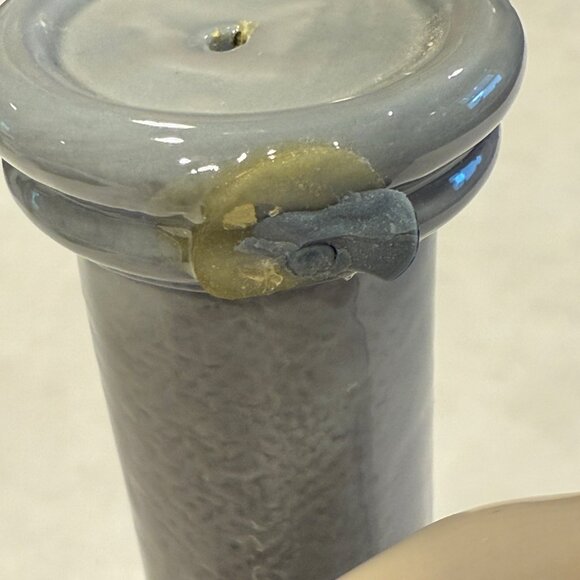 Lladro Figurine Summer on the Farm 5285 Girl at Water Pump with Ducks & Basket - Picture 9 of 16